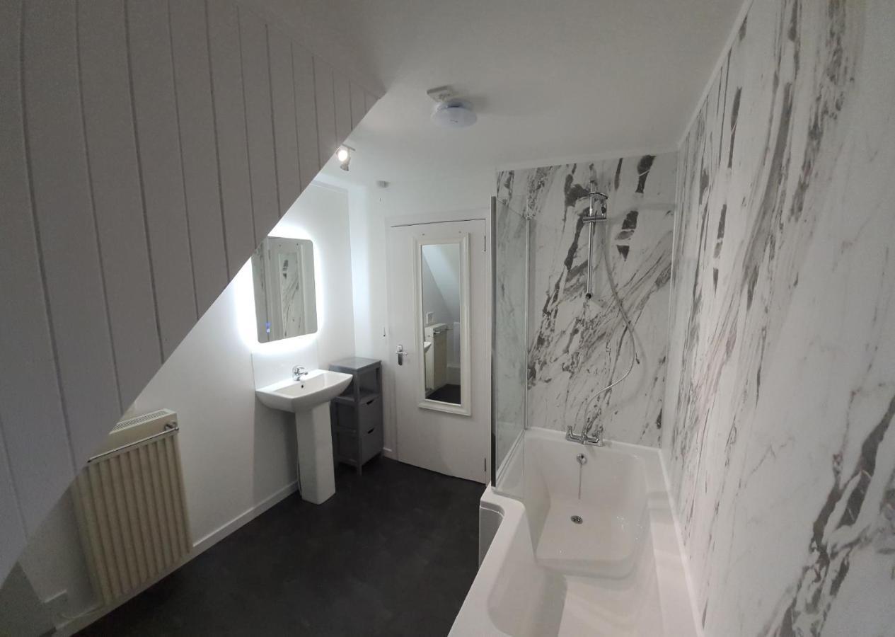 Skye Picture House Hotel Broadford  Buitenkant foto